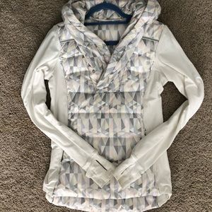 Lululemon Pullover Puff Jacket Size 6